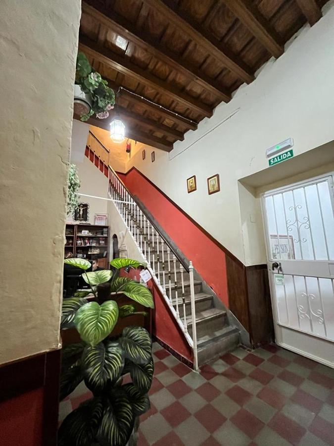 Pension Bienvenido Séville Extérieur photo