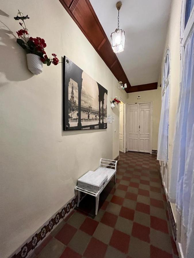 Pension Bienvenido Séville Extérieur photo